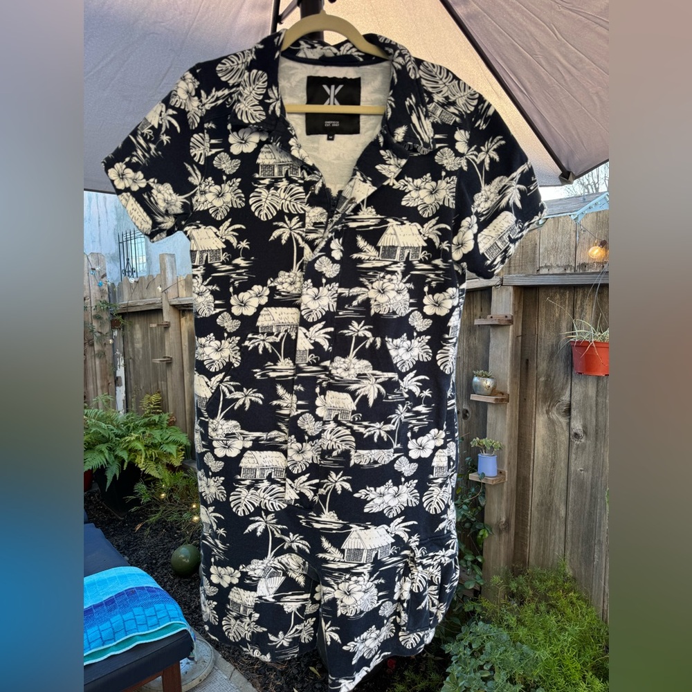 Onepiece Norwegian Jumpsuit Cool Hawaiian print! Discontinued! Size Medium